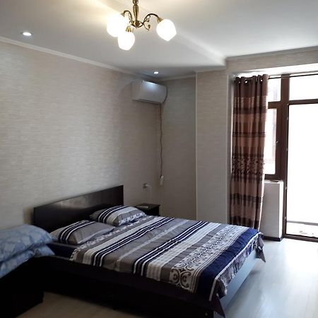 Oscar'S Apartments Biszkek Zewnętrze zdjęcie