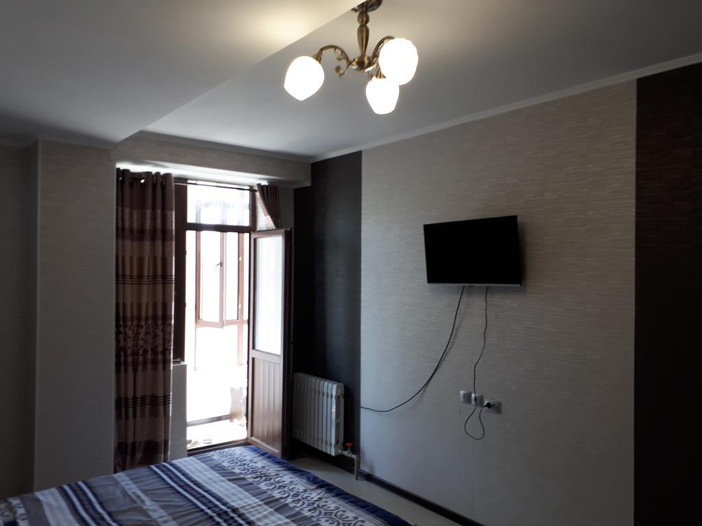 Oscar'S Apartments Biszkek Zewnętrze zdjęcie